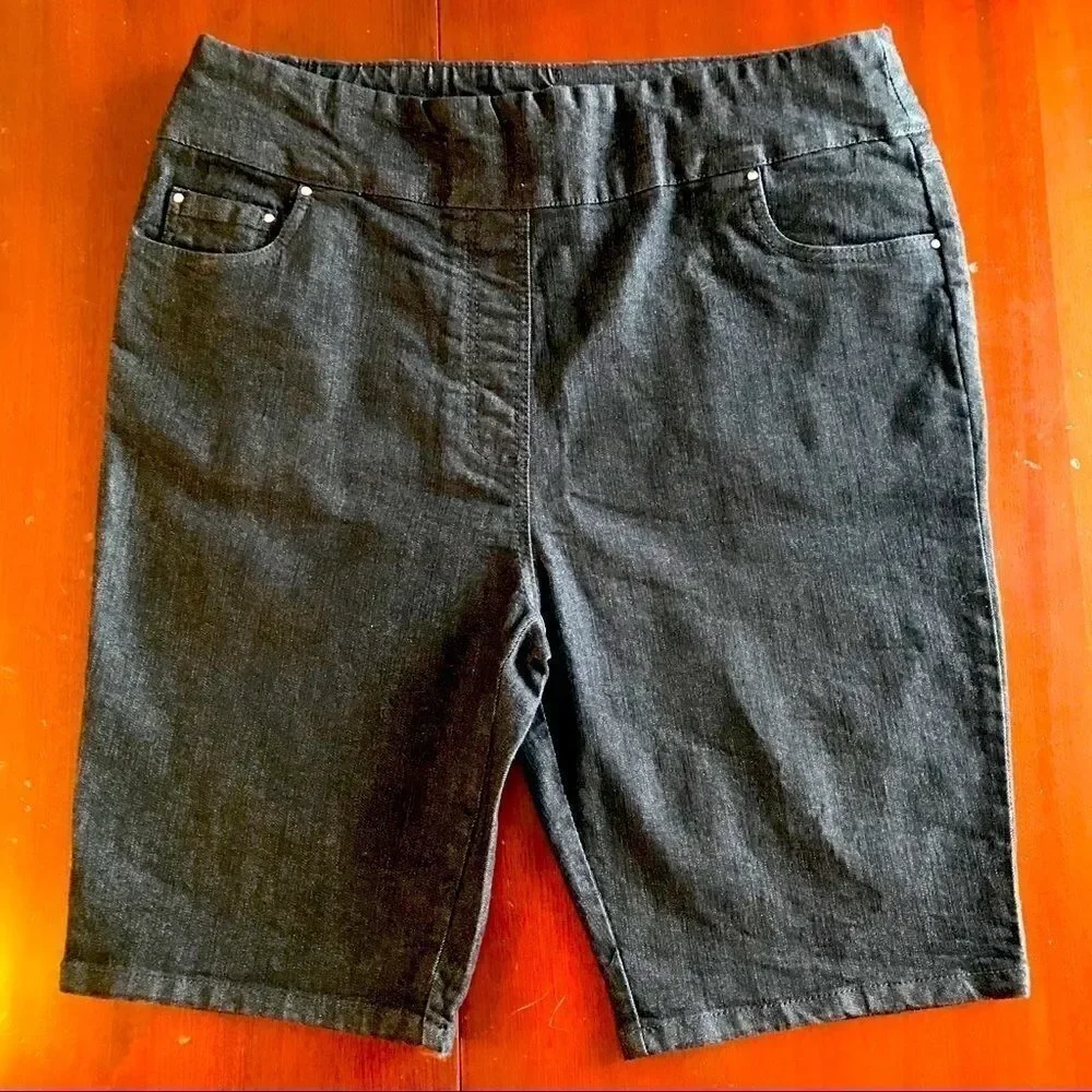Blair Size 16 Black Jean Shorts!!